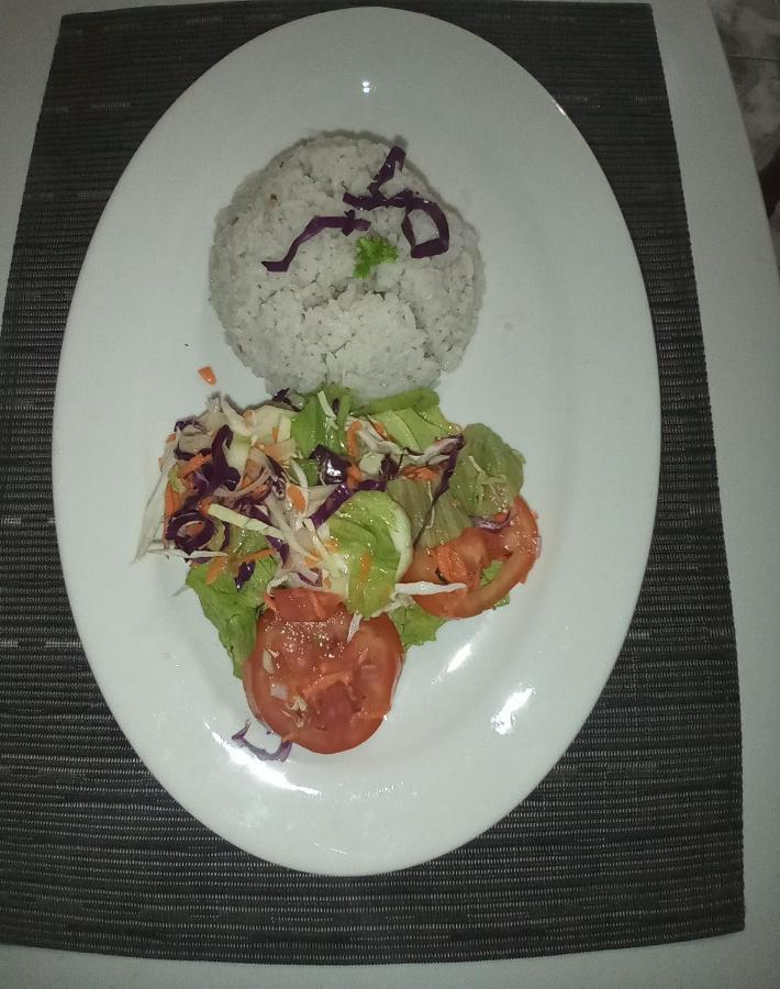 Hostal Y Restaurante Los Tecales La Coca Экстерьер фото